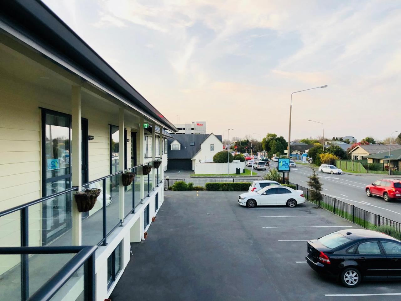 123 Motel Christchurch Exteriör bild